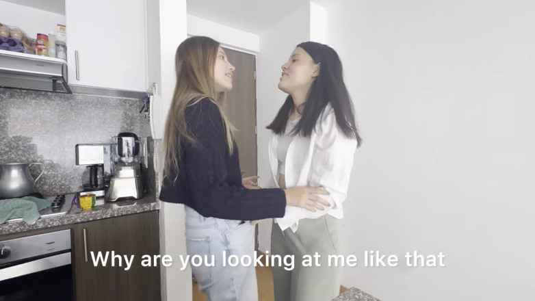 scarlettandc: 내 전 여친이 내 집에 와서 남편이 마을 을 벗어나있는 동안 섹스를 하라고 1부