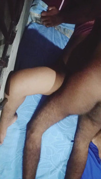 Zamiloval jsem se do svého nevlastního bratra a měl sex