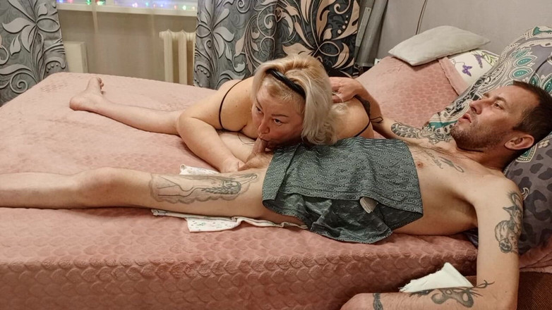 Zona901: Soused miluje sání ptáka a polykání mého spermatu