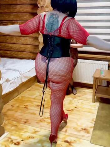 KarmenMilf: Stepmom and Her Stepdaughter Took off the Cottage to Fuck...