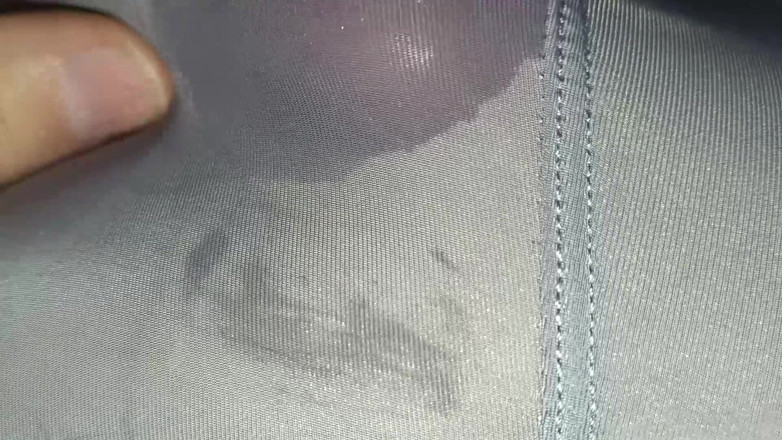 Player026: Spunk è nell'aria! Sega mattutina in pantaloni da palestra
