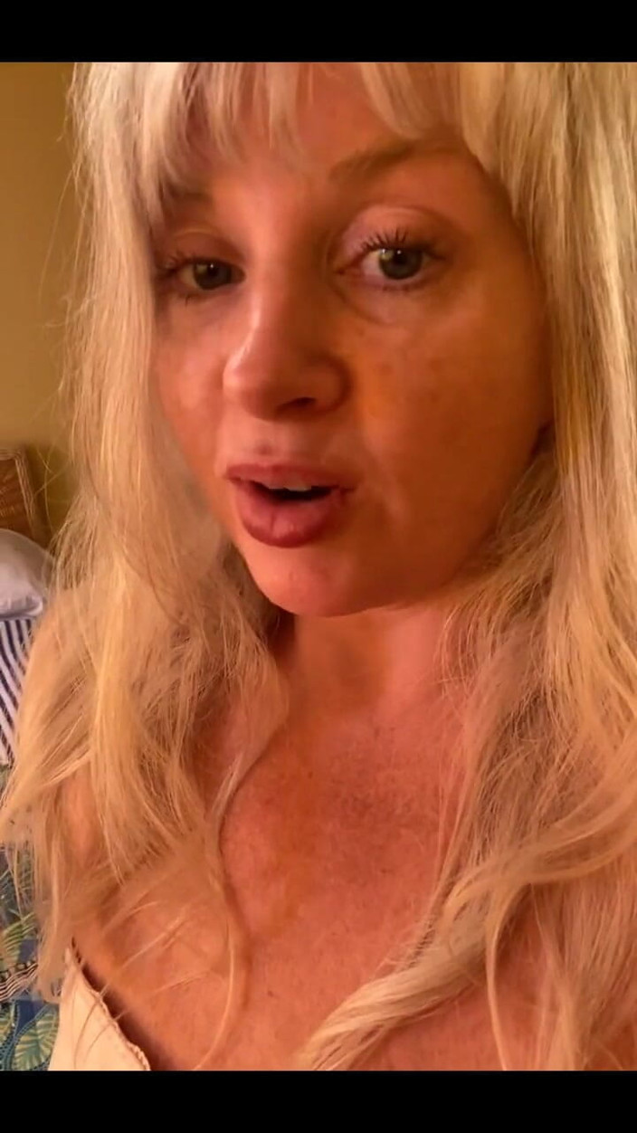 PaintedRose Taboo Femdom Fetish MILF: Good Morning Tuesday!