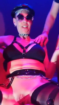 Corabitch với 5 chàng trai tại điểm gặp gỡ swinger ở Gran Canaria