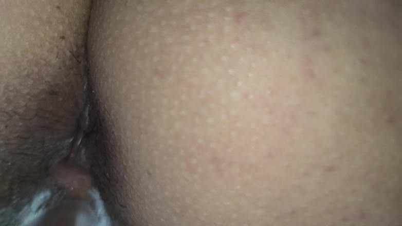 AngyAmazon: Můj paroháč si třel jeho malého ptáka, dokud mě drsně...