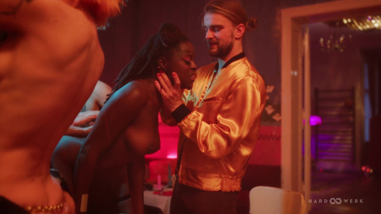 HardWerk: Sheer and Loving with Las Bangers