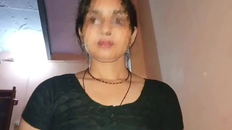 Village studio: Mendapat Peluang Untuk Percintaan Janvi Bhabhi pada Hari Valentine