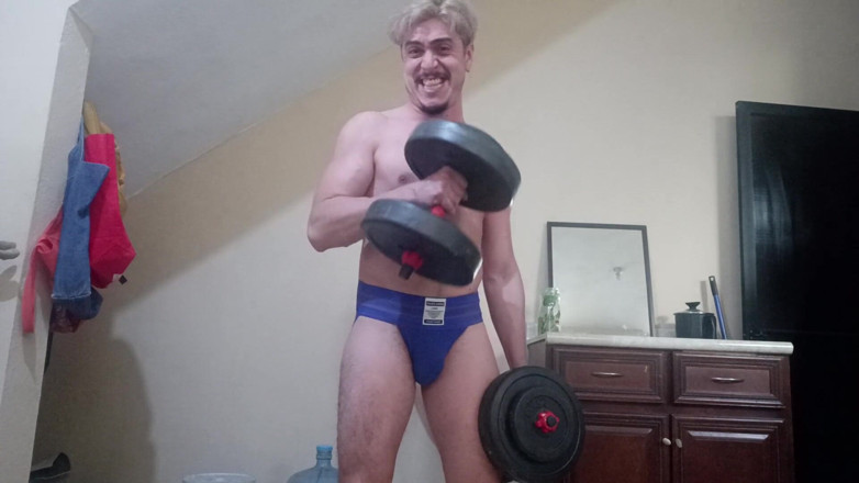 Tabasco Jake: Frumoasă latino albă care se antrează în Jockstrap