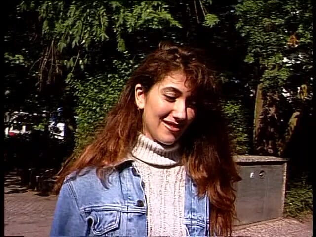 Lucky Cooch: Brunette german beauty gives an outdoor interview