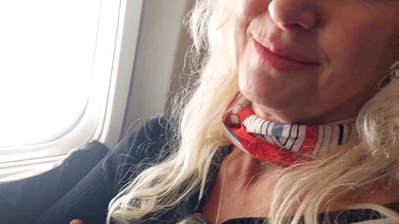 Selena701: Beautiful Blonde Mature Wife Enjoys Sex