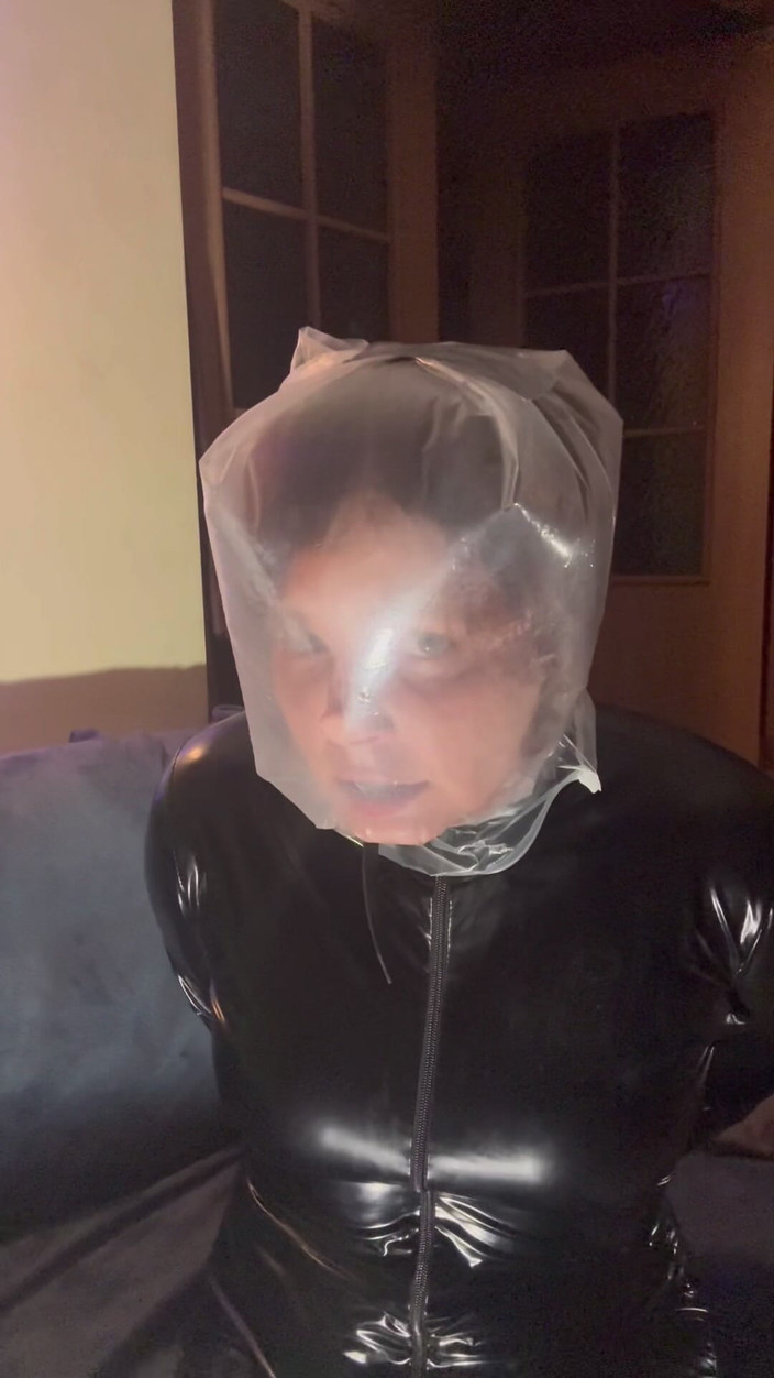 Elena917: Túi nhựa khít khao và latex