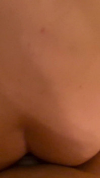 Astolfo ottiene culo aperto e carico in bocca - prettyboi2000x
