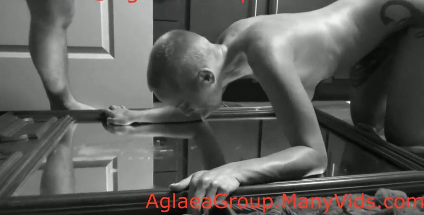 Nicky Rebel: Leck alles teil 6: tätowierte ganz natürliche MILf-domina, herrin e zeigt...