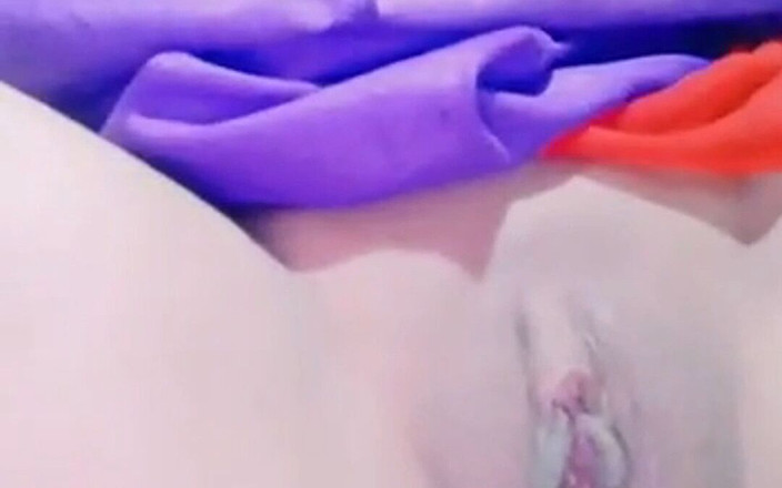 aoi_velene: ホットでセクシーな感じ