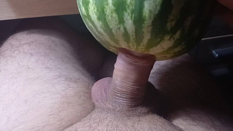 AlexCat: The Watermelon Is so Sweet and Juicy My Penis Liked...