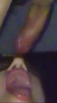 Mamo sexy, spust w ustach