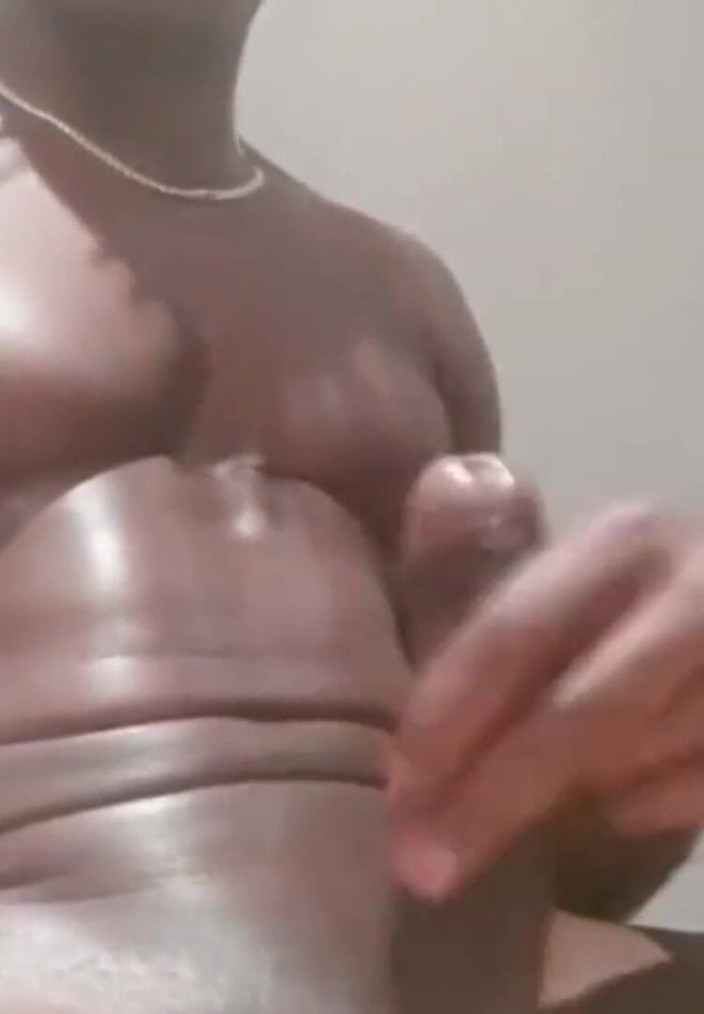 Big black cock BBCee: Nata4sex - 내 큰 자지를 쓰다듬는 내 공을 잡아