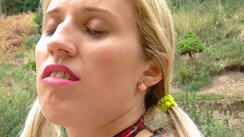 Toy Sluts: Blonde teen loves masturbating outdoors