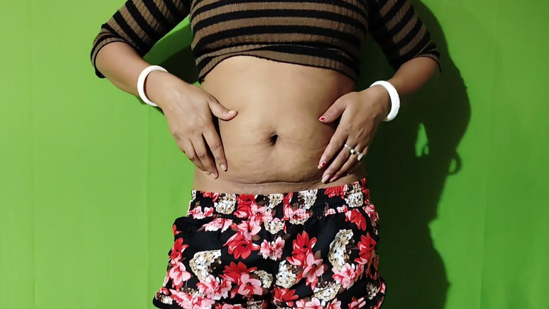Hot Indianbhabhi: ホットなインドの村の女の子ファック後背位