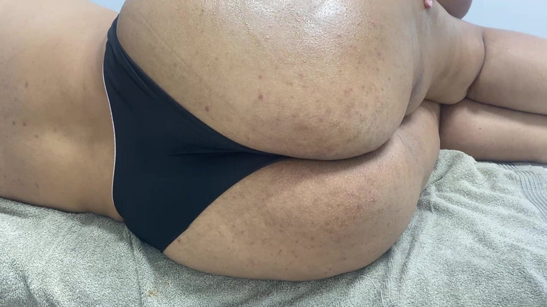 kloyesteicy: Трение толстой задницей