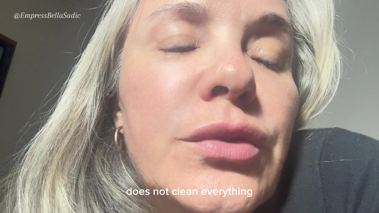 Empress Bella Sadic: Imperatrizbellasadica tě používá jako lidský popelník