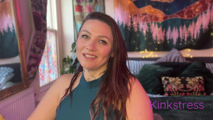 Lustful Libertines: Kadın kılıklı deliği aranıyor - içine uygula