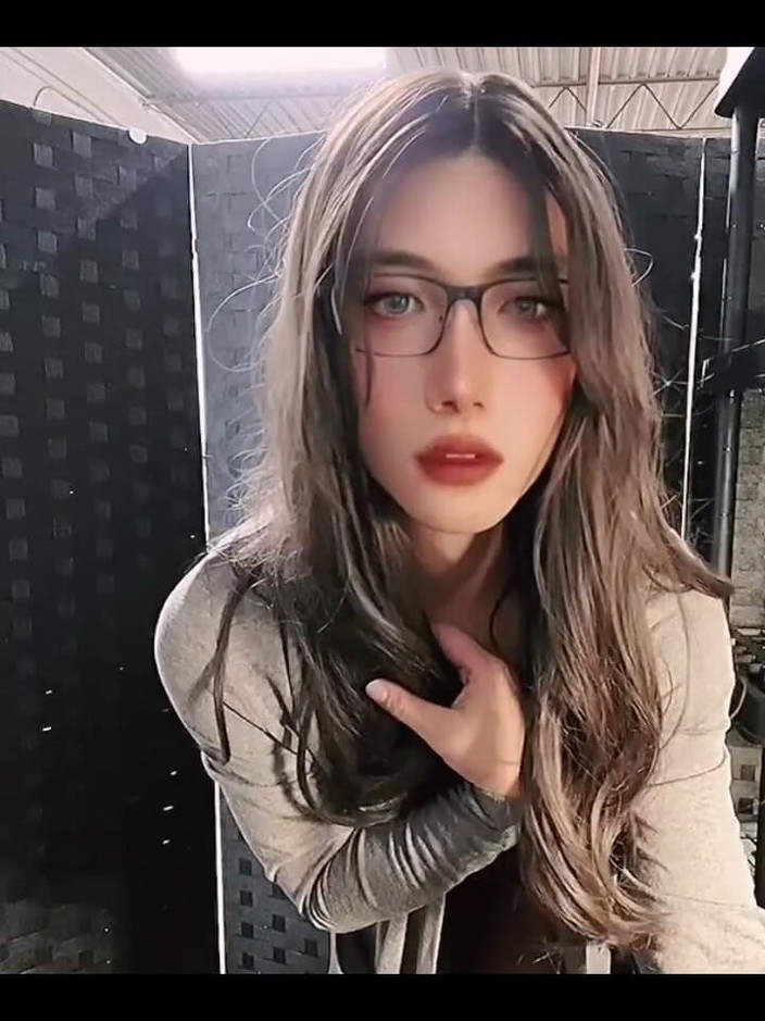 Eva Pans: Aku nggak kuat lagi, akhirnya crot