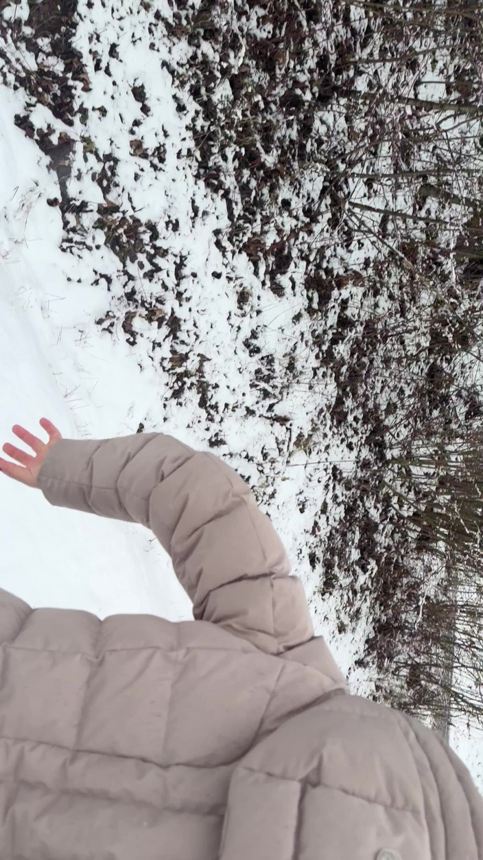 Yellow Juice: La Neve - Pipì, Alternando