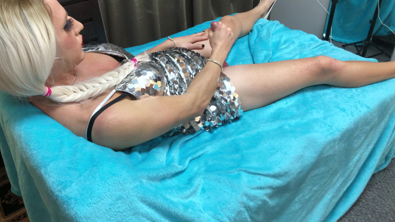 Sissy Bailey Wilde: Extremely Hot Femboy Jerking