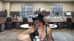 Sexy Milf: Policistka saje ptáka