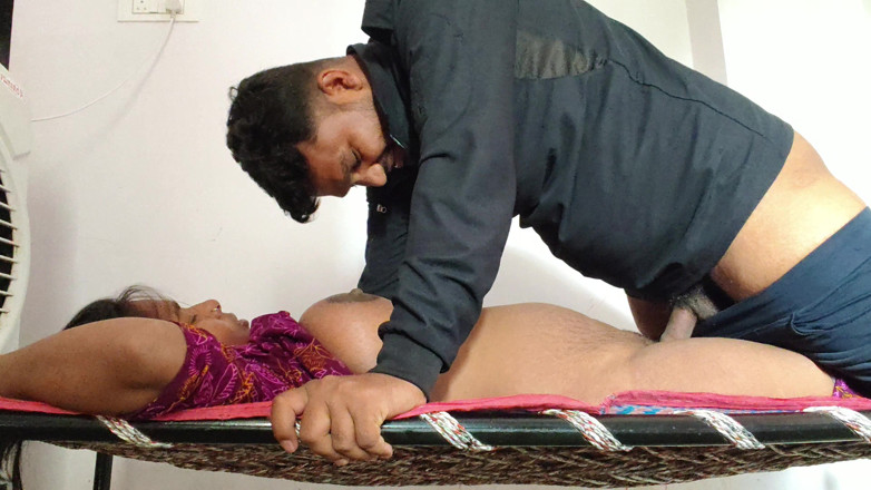 Premi pooja: Gav Ki Ladki Aaur Pados Ka Ladka Purane Ghar Me...