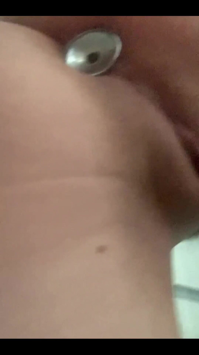 Plugged and Waiting to Be Filled:3 (Guano69ftm)
