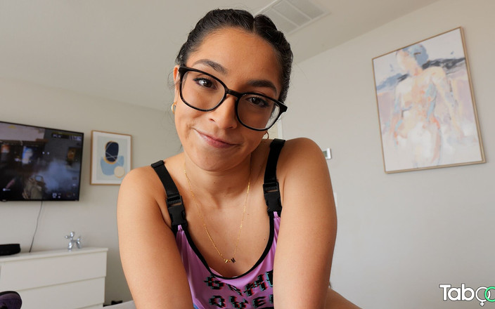 Taboolu: 義理の妹はとても気が散る - マディソン・ワイルド