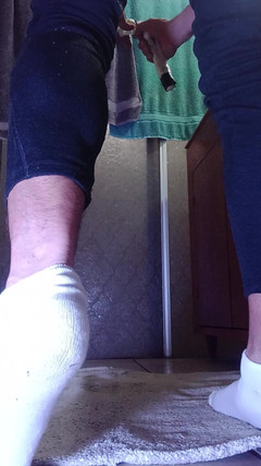 Bisex-dilf: 我已经准备好，也下定决心，我正在寻找属于我的肉