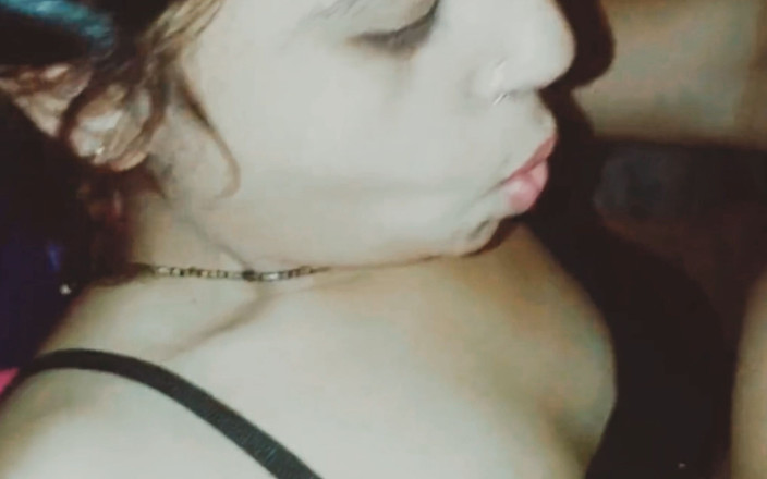 Hot Sis: Latika在晚上与继兄弟大鸡巴发生性关系