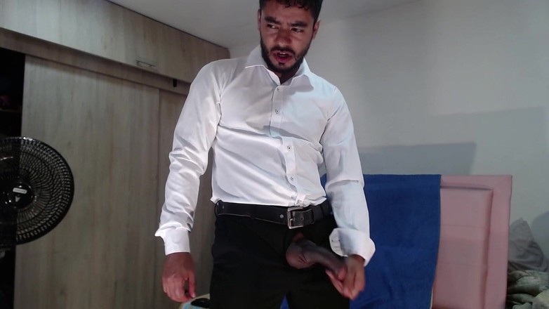 Tommhot: パパはオフィスから帰宅した後にマスターベーションをして射精する