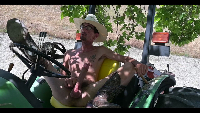 Joe Iandola: Ковбой дим сигара дрочить на тракторі