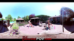 Blow me POV: VR pár si vyměňuje orgie 4ka