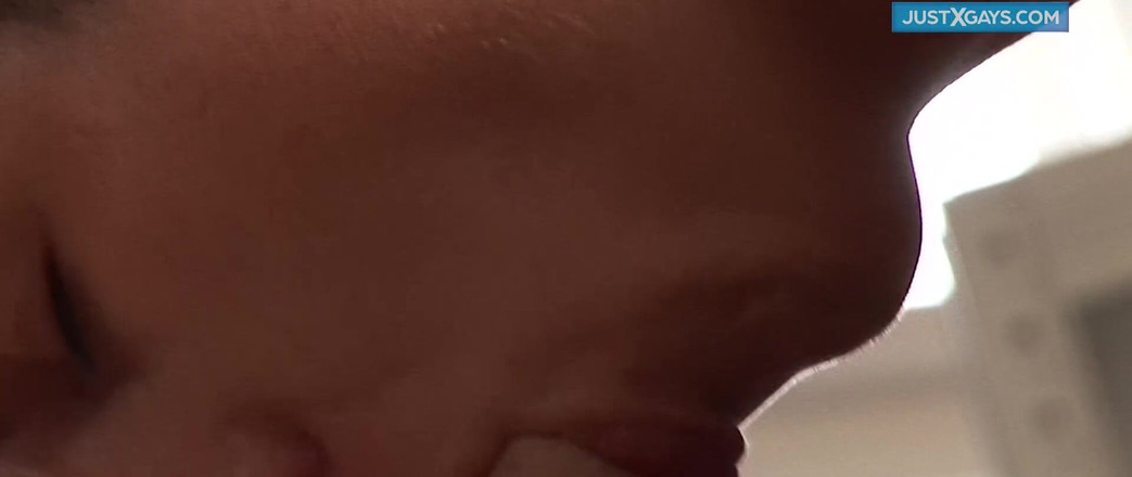 Just x gays: Polizaj moją dziurę i pięścią