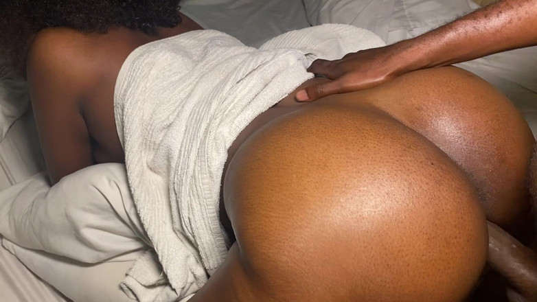 General01: Hot Petite House Wife Getting Fucked by Big Black Cock