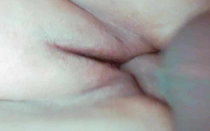 Love Foxi: 젖탱이로 따먹히는 젊은 마누라