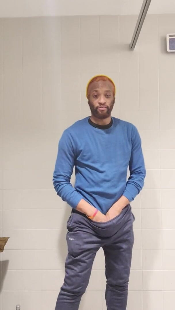 Kennie Jai: Kennie Jai Jerks off at Work