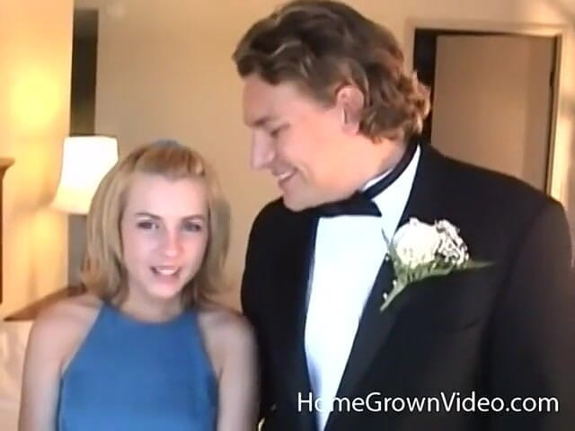 Homegrown Vintage: Lexi Belle vừa đủ tuổi chơi con cu to của Jerry
