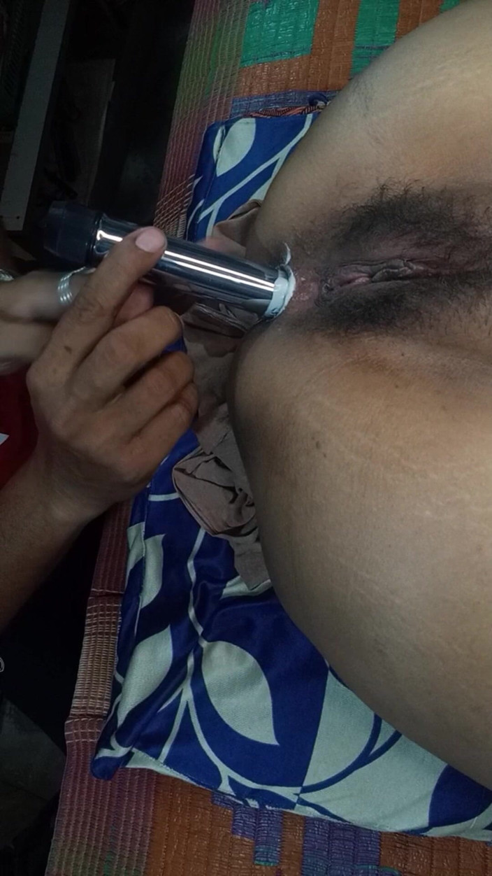Real Couple 203: Try to Inserted Anal Plug, Vibrator and His Tongue in...