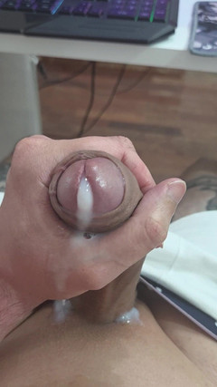 Lkdick8: Předvádím mého velkého čůráka a dobře se udělá