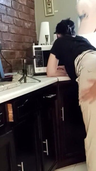 Sudut Pandangan Pertama Pepek Ketat Basah Gaya Doggy