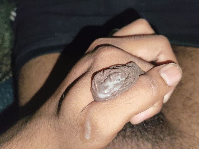 Big Cock Cumming (Abhi kimi thi)