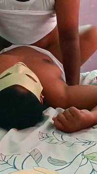 Sexo com meio-irmão na buceta - 9