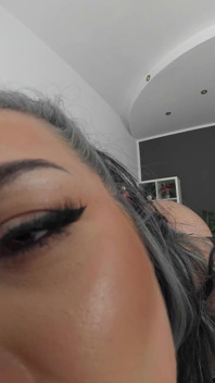 Krissy Sins v sexy prádle