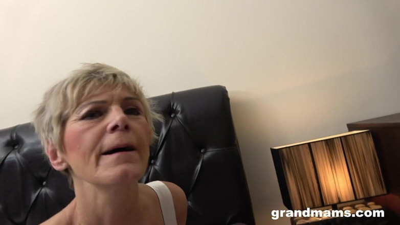 Grandmams: ยายผมสั้นดูดควยเหมือนหลุมดำ