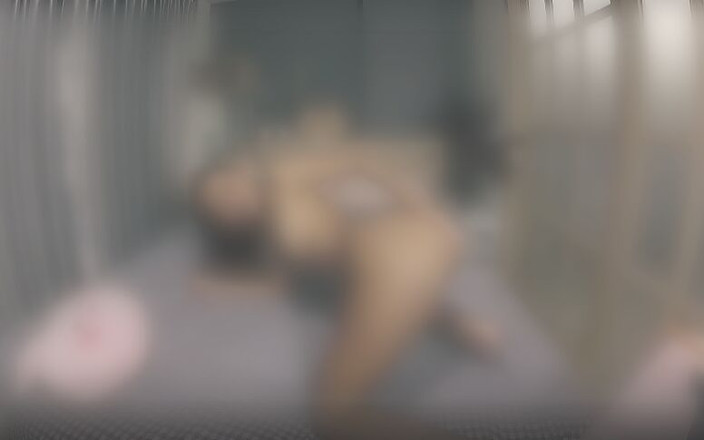 Cupcake: Piccola asiatica da sola in cam prende in giro una...